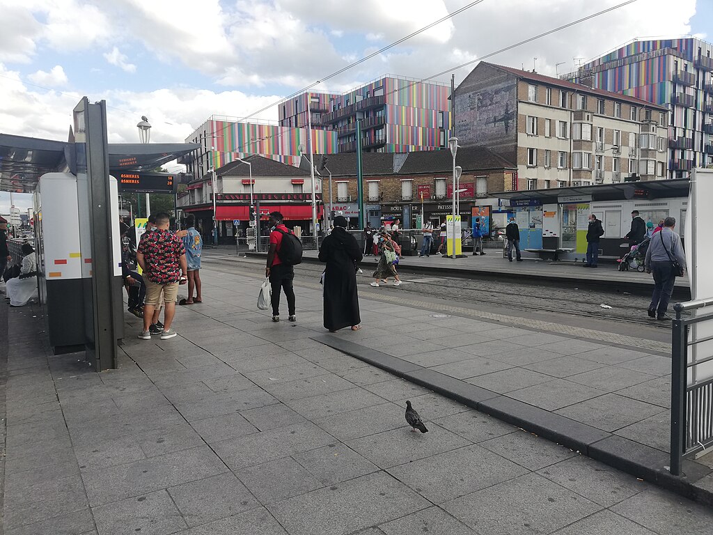 Peinture La Courneuve